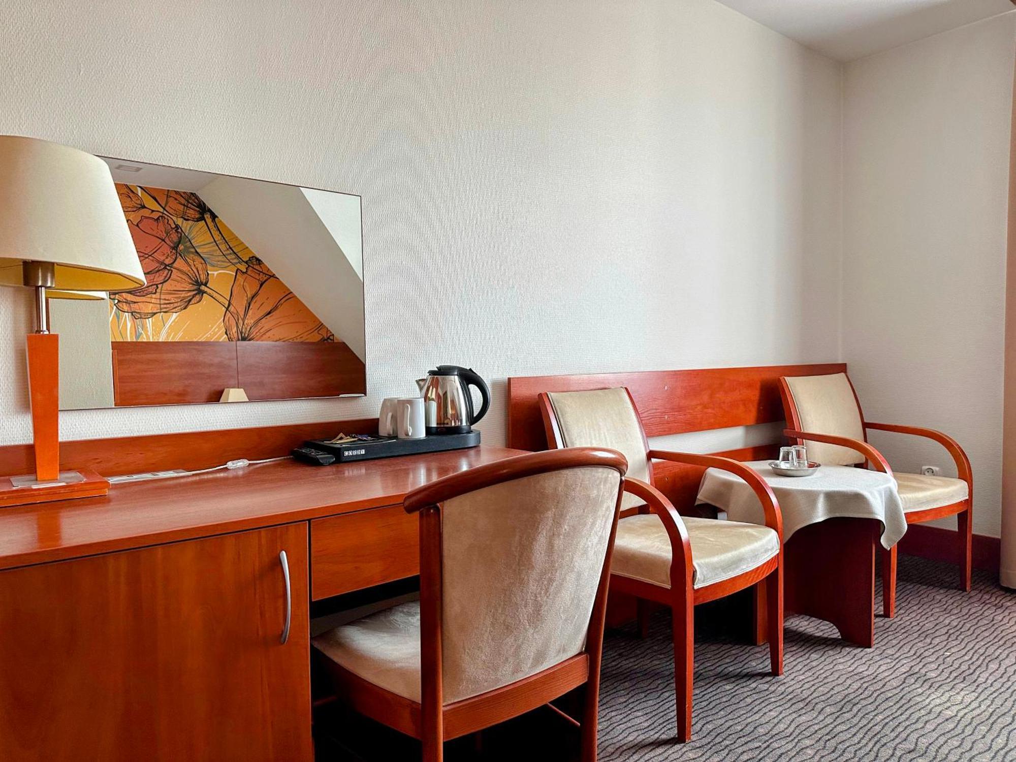 Akme Aparthotel